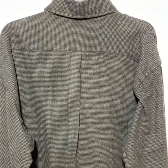 Members Only Green Casual Button Down Shirt - Picture 7 of 8